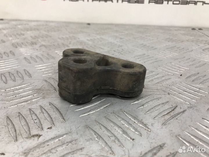 Б/У подушка глушителя (крепления, кронштейн