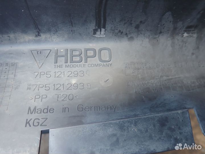 Porsche Cayenne 958 воздуховод центральный