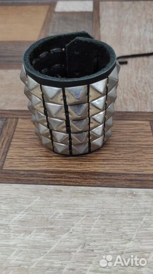 Браслет-напульсник из натуральной кожи