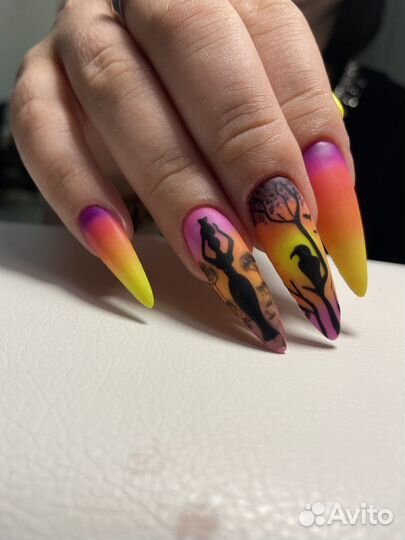 Наращивание ногтей, педикюр, маникюр