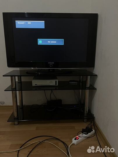 Подставка под телевизор