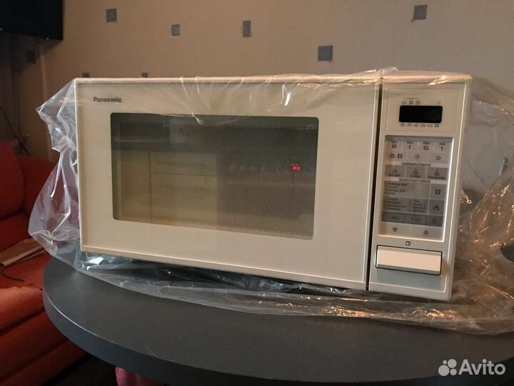 Микроволновая печь Panasonic новая