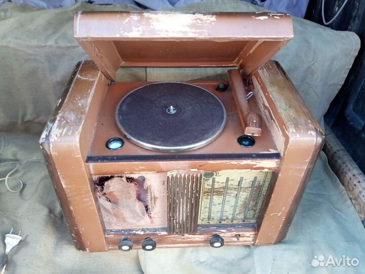 Радиола Урал 52