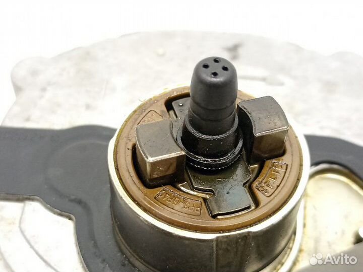 Насос вакуумный Mercedes-Benz C-Class W204 1.8