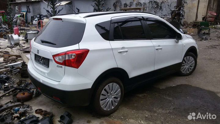 Фонарь внешний правый Suzuki SX4 SX4 New