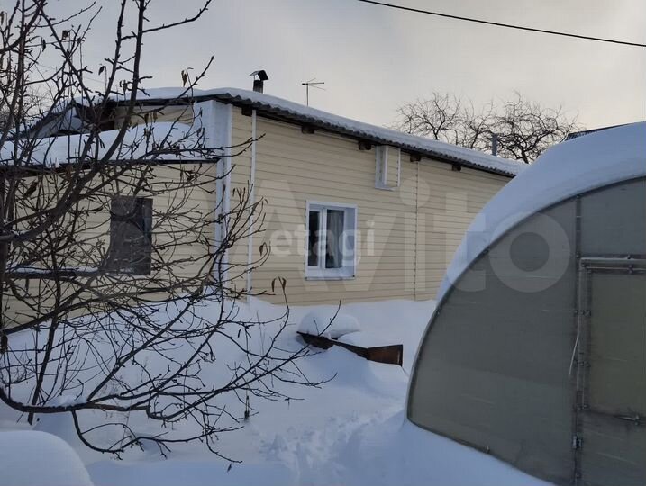 Дом 58,4 м² на участке 9,8 сот.