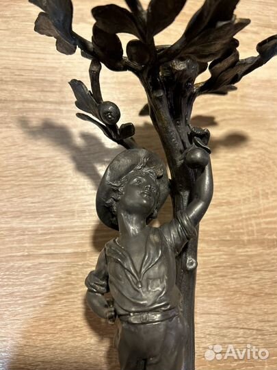 Антикварная фигурка 