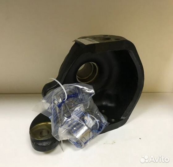 Поворотный кулак Case 580 590 SM SLE