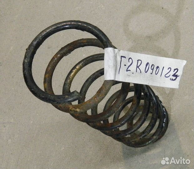 Пружина задняя VW Golf 2