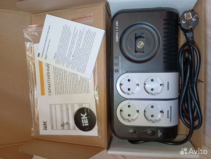 Стабилизатор напряжения Simple 1,5 ква IEK