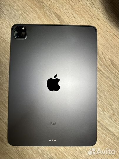 iPad pro (11-дюймовый) (3-го поколения)