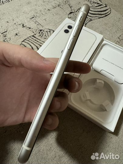 iPhone 11, 128 ГБ