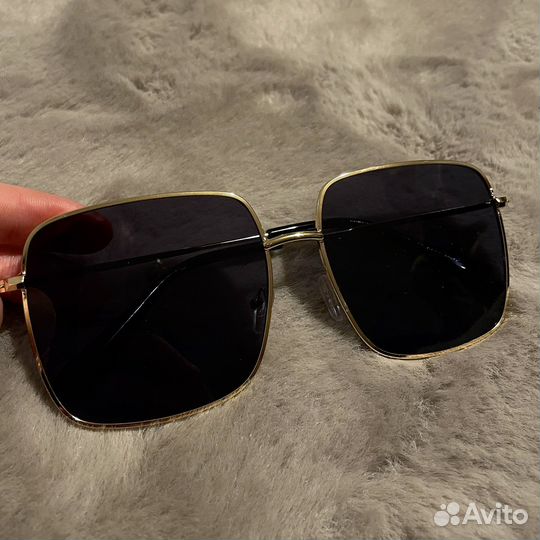 Солнцезащитные очки