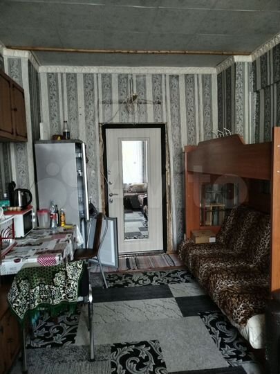 Комната 17 м² в 9-к., 3/4 эт.