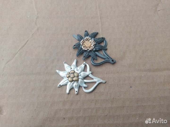 Брошь винтаж цветок 