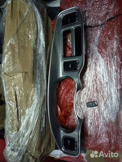 Накладка торпеды dodge charger LD