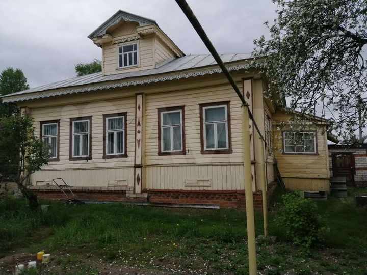 Дом 61 м² на участке 9,3 сот.