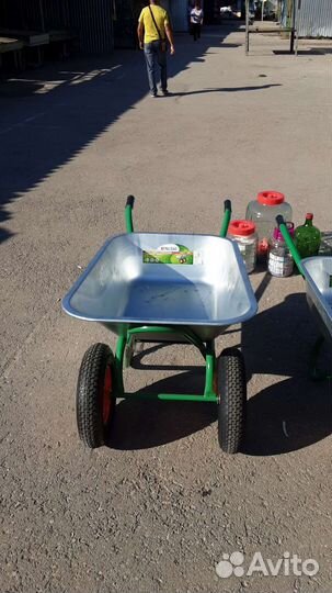 Тачка строительная