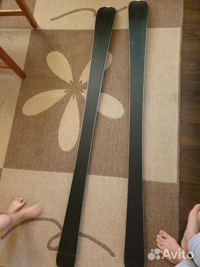 Горные лыжи Salomon с креплениями