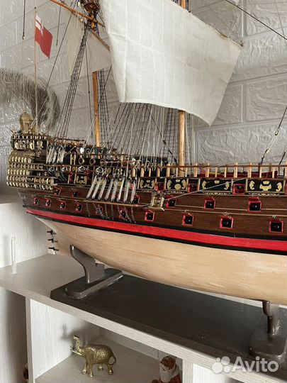 Корабль «Повелитель морей»