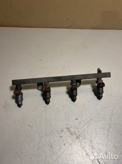 Топливная рампа Chevrolet Lacetti F16D3 2011