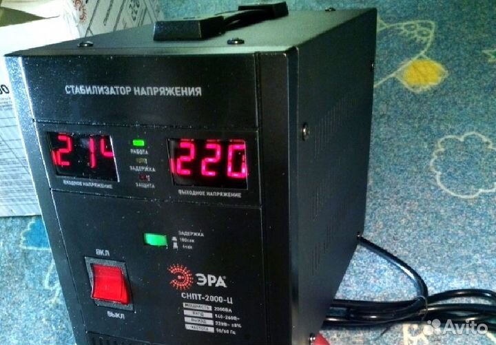 Стабилизатор напряжения 220v. 2000 Вт. Новые