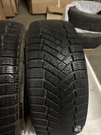Pirelli Ice Zero 205/55 R16 94T