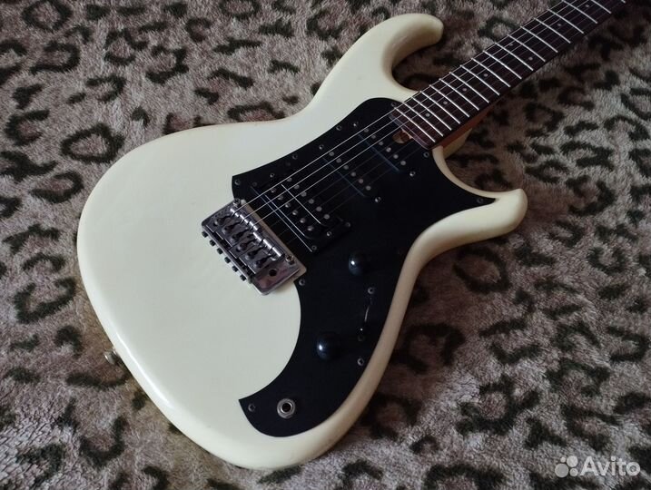 Электрогитара Aria Pro II RS WildCat W