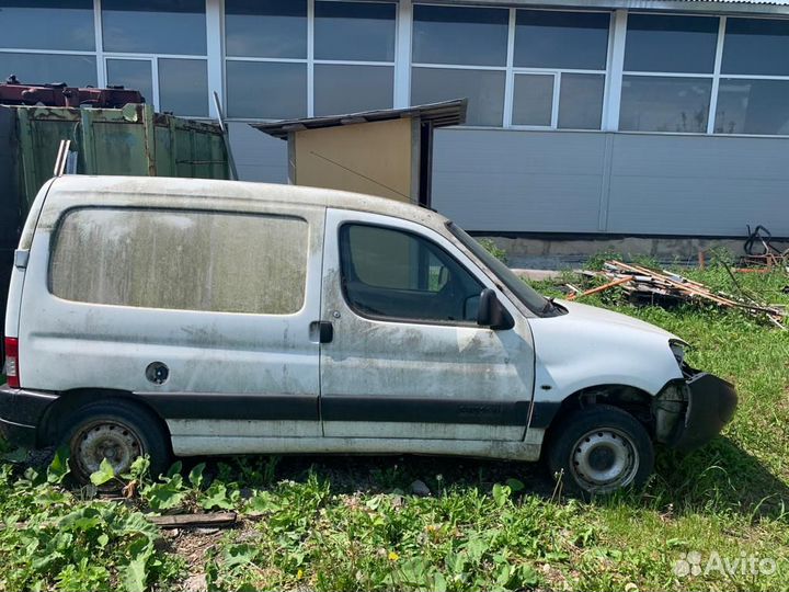 Стеклоподъемник передний левый Berlingo M59