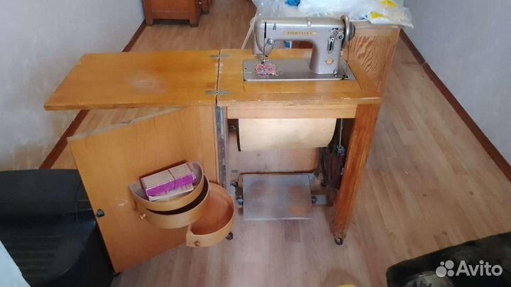 Швейная машина подольск ножная