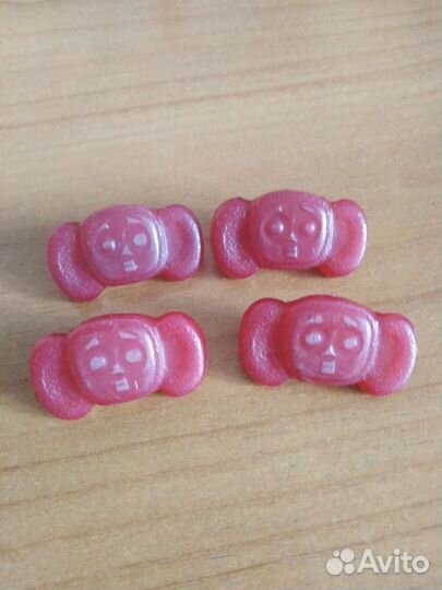 Пуговицы разные