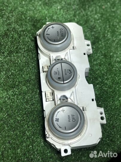 Блок управления климатом mazda 6 gg