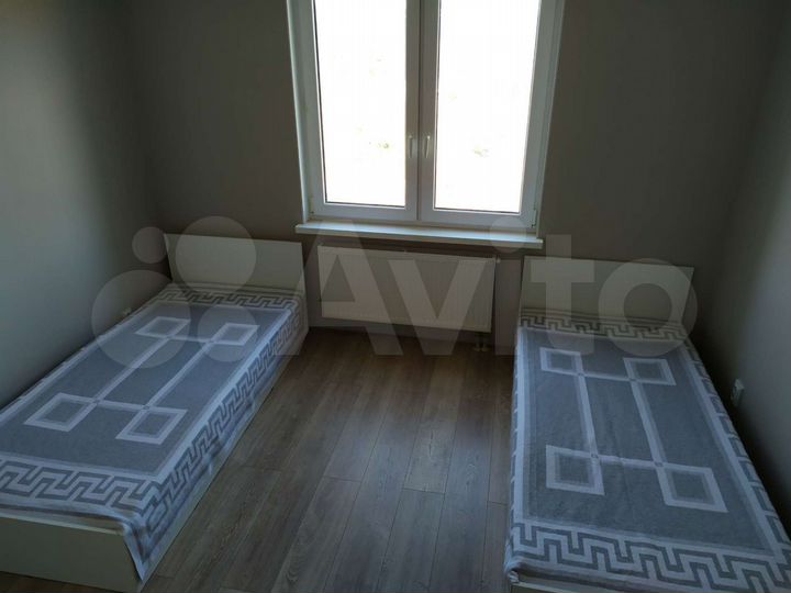 2-к. квартира, 58 м², 6/10 эт.