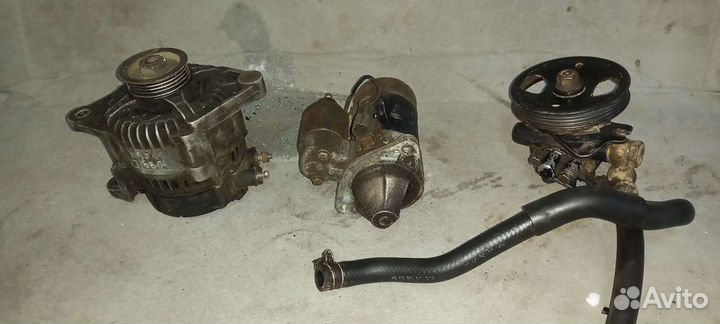 Насос Гура nissan almera, primera ga16