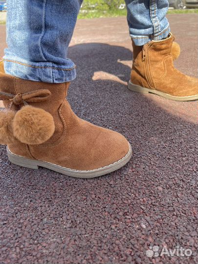 Ботинки для девочки 23