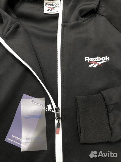 Спортивный костюм Reebok