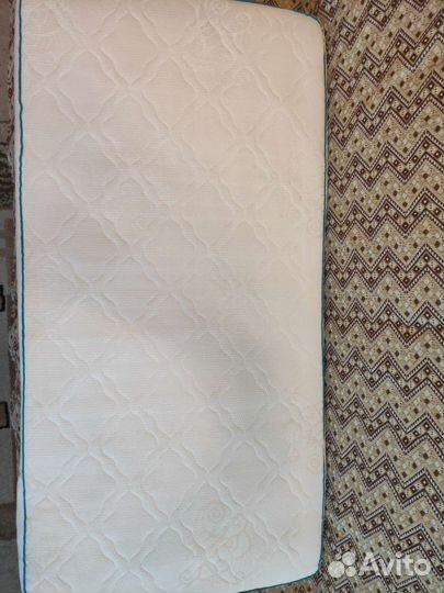 Детский матрас с наматрасником