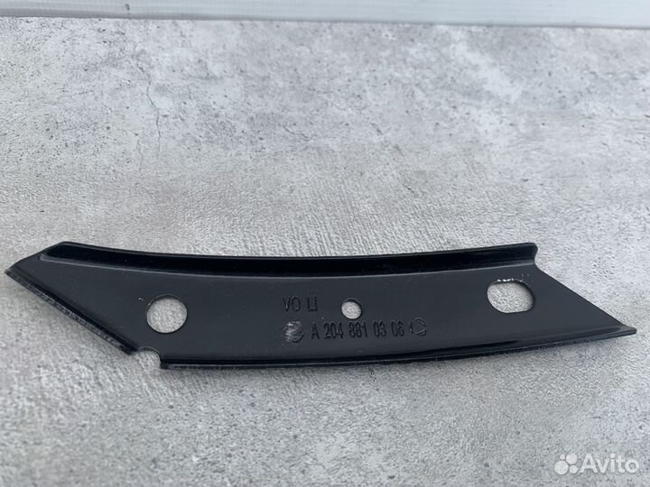 Кронштейн бампера Mercedes X204 A2048810306