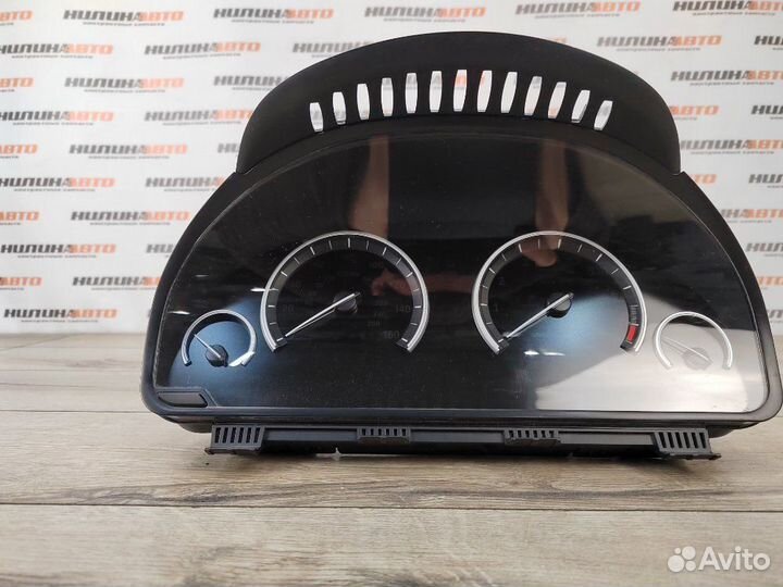 Панель приборов Bmw 5 F10 F11 седан F10 2.0