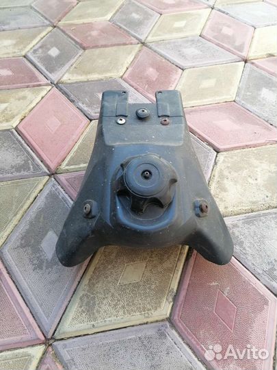 Бензобак на мотоцикл питбайк