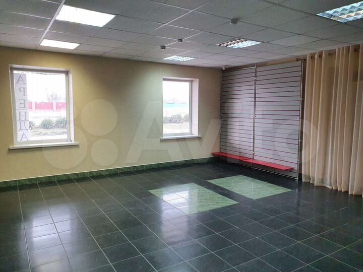 Торговая площадь, 42 м²