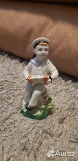 Фарфоровая статуэтка СССР лфз Матрос Смелый