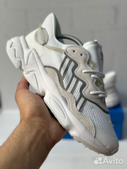 Кроссовки Adidas Ozweego