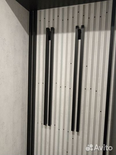 Вешалка настенная