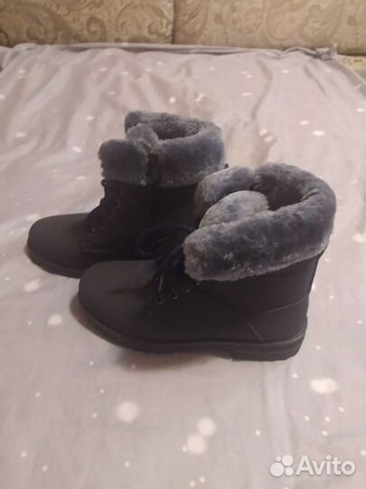 Ботинки женские осенне- зимние.новые 36р