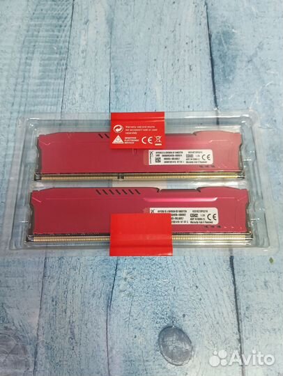 HyperX 16GB DDR3 (2шт по 8гб 1600Mhz) память