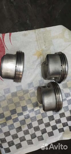 Продам поршни кованые три штуки