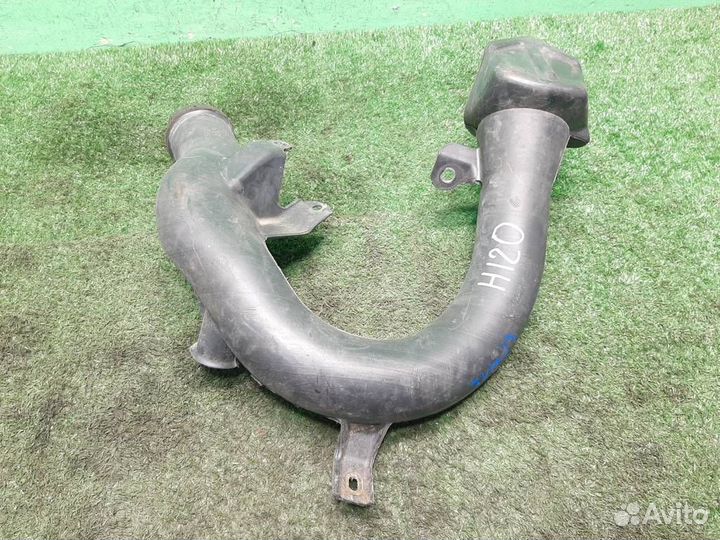 Патрубок воздушного фильтра Toyota RAV4 A30 2007