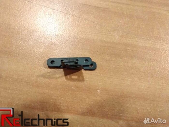 Комплект ответных частей защёлок дисплея ноутбука