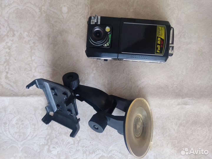 Автомобильный видеорегистратор